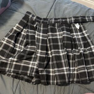 Plaid Black and White Women's Skirt